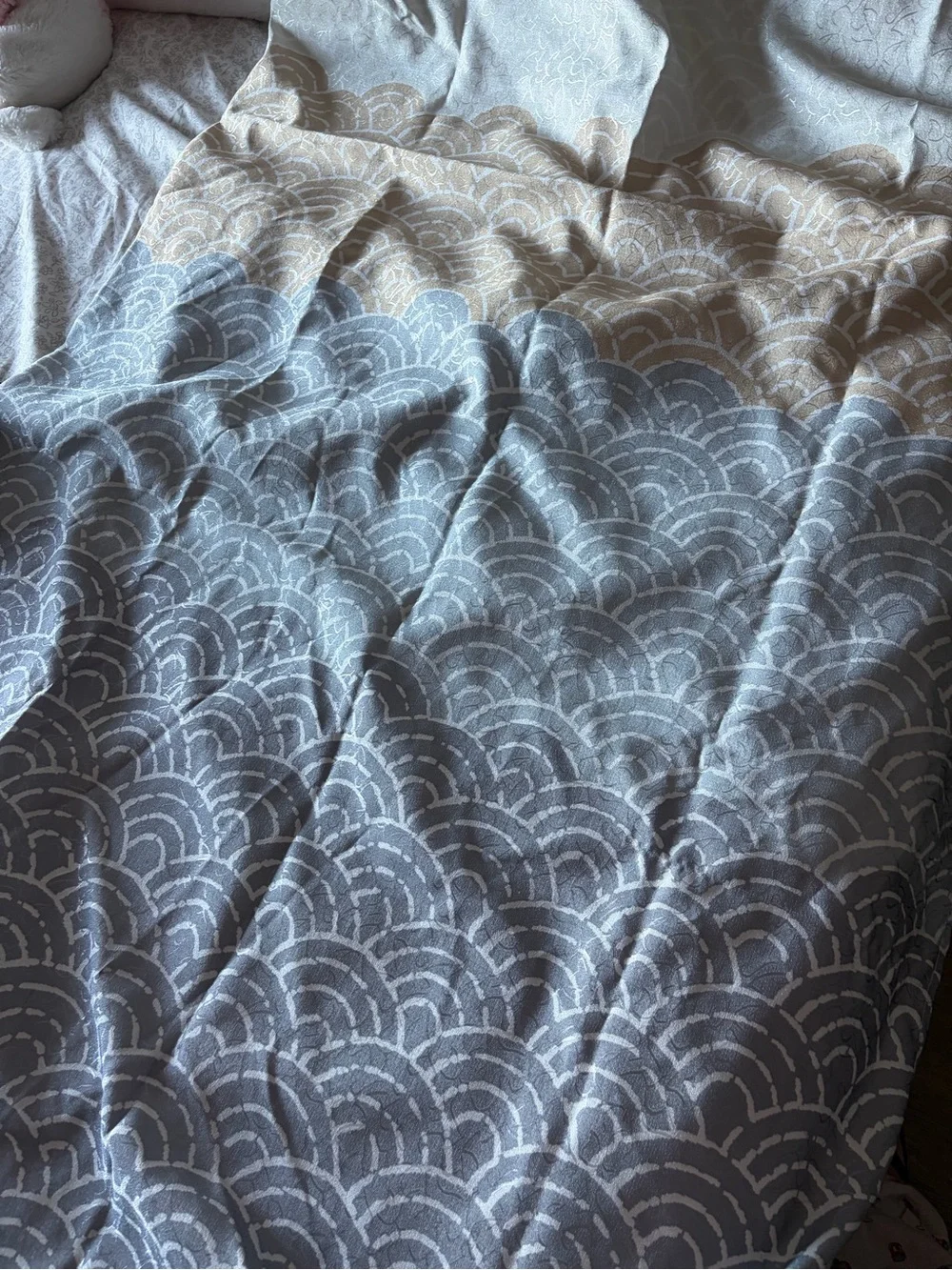 Better Homes And Gardens Gray and Cream Scallop Shower Curtain